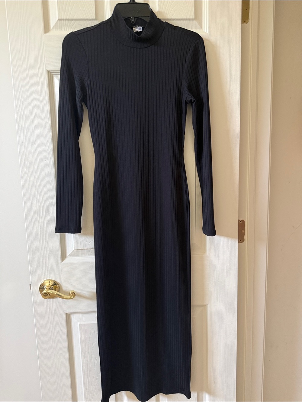 VENUS Black Ribbed Turtleneck Maxi Dress